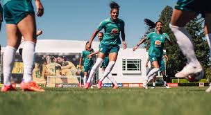 (reportagem de amy tennery em tóquio) Selecao Feminina De Futebol Faz 1Âº Treino Nos Eua Para Toquio 2020 Esportes R7 Olimpiadas