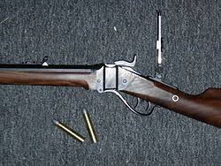 Essa e a unica hand gun ou pistola pelo que conheco, ja que foi feita por um grupo de engenhairos no estado de utah, a atirar municoes.50 para rifles. 50 90 Sharps Wikipedia La Enciclopedia Libre