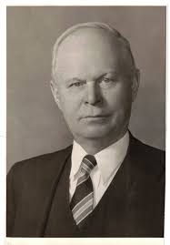 Old negatives offer a glimpse of Mississippi Valley Fair buildings under  construction