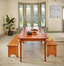 The mission style is seen as more formal than shaker furniture. Shaker Dining Table Chilton Furniture