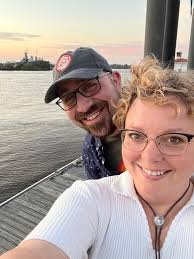 Recommendations of cool places to eat near UNC hospital?