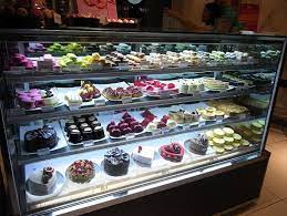 Difference Between Bakery And Confectionery Bread Shop Dessert Shop Food