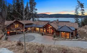 Many lake house floor plans are built into a hill overlooking a body of water. 17 Million Lakefront Home In Coeur D Alene Idaho Floor Plans Homes Of The Rich