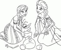Elsa getting ready for her coronation: Vegas Sou Frozen Disney Princess Coloring Pages