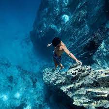 Hanging Around Just Enjoying The View Bestfreedivegear Find The Best Freedive Gear With Us Bestfreedivegear Surf Photos Vacation Pictures Ocean Fun