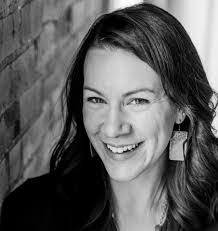 Melanie Dexter's Instagram, Twitter & Facebook