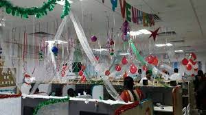 Office decor themes decorating decoration bay cubicle for christmas office theme winter wonderland bay decoration. Creative Inspirational Work Place Christmas Decorations Godfather Style Office Christmas Decorating Themes Christmas Themes Decorations Christmas Decoration Items