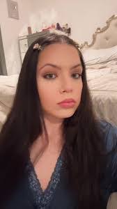 Katelyn Blair's Instagram, Twitter & Facebook