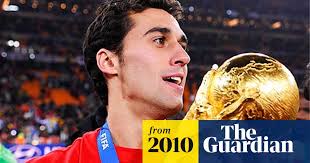 Who has won lots with their country yet nothing with their clubs?