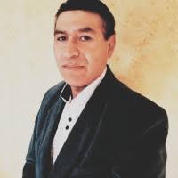 70+ perfiles de «Boris Ríos»