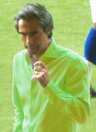 Paulo sousa ogłosił w poniedziałek nazwiska 26 piłkarzy powołanych na mistrzostwa europy. Paulo Sousa Wikipedia Wolna Encyklopedia