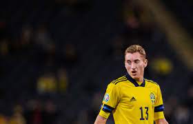Sveriges fotbollslag för unga herrar får spela i europamästerskapet, nyheter på lätt svenska för dig som är ny i sverige. Lista Sveriges Mest Vardefulla Spelare Svenska Fotbollsspelare Med Hogst Varde