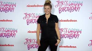 Today, jodie sweetin children are two: Jodie Sweetin Jojo Siwa S 16th Birthday Party Celebration Youtube