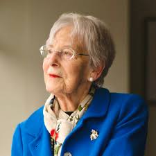 93-Year-Old Widow Donates $1 Billion for Free Tuition in NYC’s Poorest  Neighborhoods ❤️🥹