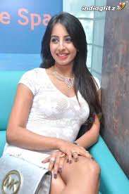 If you liked this hot lady's choking thigh show, please like, tweet and share this on facebook, twitter, google+, pin board or leave a comment.you can also get the latest news by subscribing to our feed.don't forgot to share your voice with your friends! Sanjjanaa Hot Gallery Telugu Actress Gallery Indiaglitz Telugu