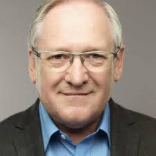 Desmond Payne's Instagram, Twitter & Facebook