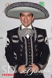 Que Bonito Amor El De Jorge Salinas Y Danna Garcia Actores Latinos Danna Garcia Hombres Latinos