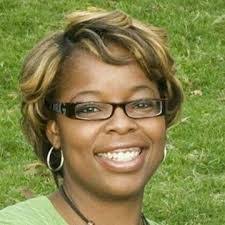 Stephanie Briggs's Instagram, Twitter & Facebook