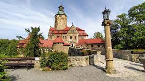 Zamek czocha features and infrastructure. Zamek Czocha Mapa Dojazd Cennik Zwiedzanie Historia Hotel Noclegi Atrakcje Turystyczne Co Zobaczyc Przewodnik