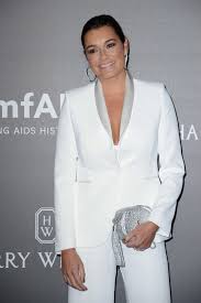 Alena seredova parla di intimo, seduzione e femminilità. Alena Seredova 2017 Amfar Gala Milano Photocall In Milan 05 Gotceleb