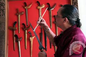 Badik/golok senjata tradisional dki jakarta. 200an Senjata Tradisional Dipamerkan Di Borobudur Antara News