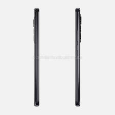 Das Motorola Edge 2022 zeigt sich auf ...