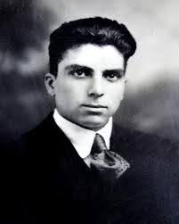 Joseph Munier's Instagram, Twitter & Facebook