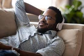5 ways to use the benefits of music to improve your life - UCHealth Today