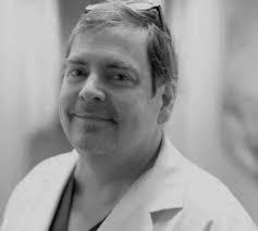 Tracy Paris's Instagram, Twitter & Facebook