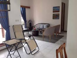 Spanduk servis dan aksesoris handphone laris. Villa 88 Puncak Indonesia Booking Com