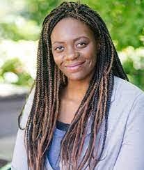 Eleanor Monks's Instagram, Twitter & Facebook