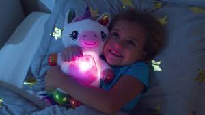 Made of a huggable, soft and plush design. Star Belly Dream Lites Das Kuschelige Nachtlicht Mit Sternen Magie Mediashop Tv Youtube