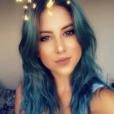 Sydney Giddings's Instagram, Twitter & Facebook