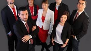 Echipa „românia, te iubesc! a refuzat distincţia oferită de asociaţia profesioniştilor de televiziune din românia (aptr), invocând valorile şi principiile după care se ghidează cei şase jurnalişti care fac. Romania Te Iubesc Povestea Voluntarilor Romani La Onu Stirileprotv Ro