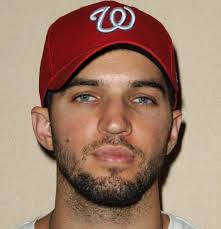 After making several overtures, where would you want to see this 2-time  Daytime Emmy winner?🤔 Bryan Craig as DAYS Javi or a Return as GH's Morgan? 