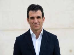 Entrevista al abogado Luis Solana sobre sector inmobiliario