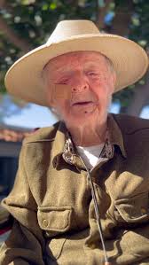 Friends ☀️ , Have no fear, my 102nd is almost here 🦉 Do you know anyone  else born