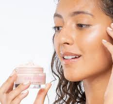 Farmhouse Fresh Full Moon Dip Iridescent Facial Mousse Peptides + Reti —  The Cottage