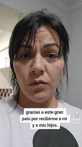 Para los que dicen que en los Estados Unidos hay 40 millones de pobres  Ustedes ni idea tienen que es la pobreza en los Estados Unidos. Un ejemplo  una cubana recién llegada