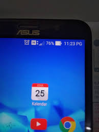 Jangan pernah menggunakan handphone untuk bermain game / menelpon saat sedang di charge. Cas Handphone Tapi Bateri Tak Naik Alkalemi