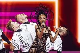 אתמול כאמור התקיים חצי הגמר הראשון באירוויזיון 2021 ובו העפילה עדן אלנה לגמר שיתקיים ביום שבת הקרוב. Ty50ok Ba2z8mm