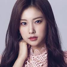 Yena Ahn's Instagram, Twitter & Facebook