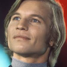 Outlander, Caitriona Balfe, Sam Heughan snubbed by People's Choice Awards;  what you can do