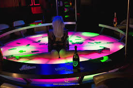 The gentlemens club instant win. Rules Of Etiquette In The Strip Club Feel Free To Touch And To Be Seduced