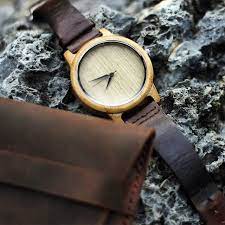 neredeyse 3 yilini tamamlayan bir orion ahsap kol saati yaslandikca parlayan bir yildiz misali roarcraft accessories wood watch wood