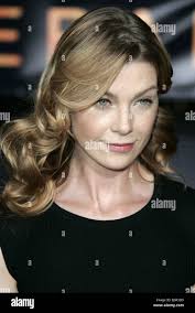 The ellen theatre hi-res stock photography and images