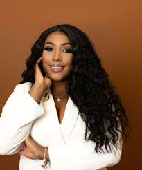 Meet Kalessia Bailey – CanvasRebel Magazine