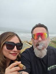 We're back to those carefree days when cigarettes were so popular they had  their own theme song, which was the case for this 45 by Mitchell Ayres  given away with a carton