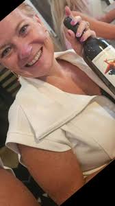 The after party continued at Chateau Cellars after our Italian wine  tasting. We all bought a few bottles and shared them with one another. My  tasting notes and review are as follows: 2021 Punta Crena ...