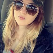 Daphne Ward (daphyward)